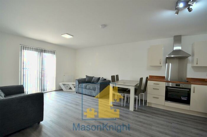 1 Bedroom Apartment To Rent In / Academic Year Luxury Student Property - Ideal For A Couple Or Phd Students, B31