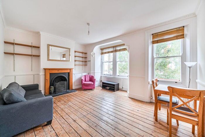 2 Bedroom Apartment To Rent In Brook Drive, London, SE11