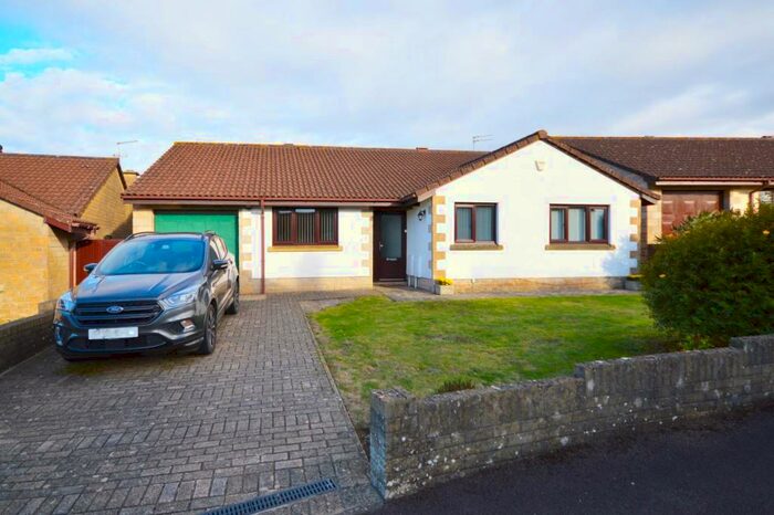 3 Bedroom Detached Bungalow For Sale In Hardington Drive, Keynsham, Bristol, BS31