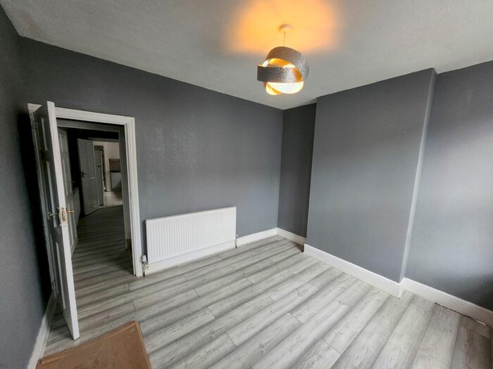 2 Bedroom Terraced House To Rent In Malvern Road, Luton, LU1