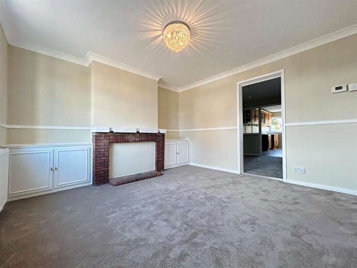 2 Bedroom End Of Terrace House To Rent In Station Road, Kirby Cross, Frinton-On-Sea, CO13