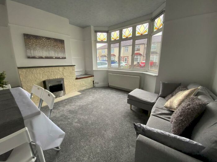 4 Bedroom Terraced House To Rent In Dominion Road, Bristol, BS16