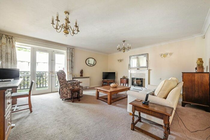 2 Bedroom Retirement Property For Sale In Brook Street, Chester, CH1