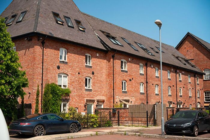 2 Bedroom Flat For Sale In The Maltings, Sileby, LE12