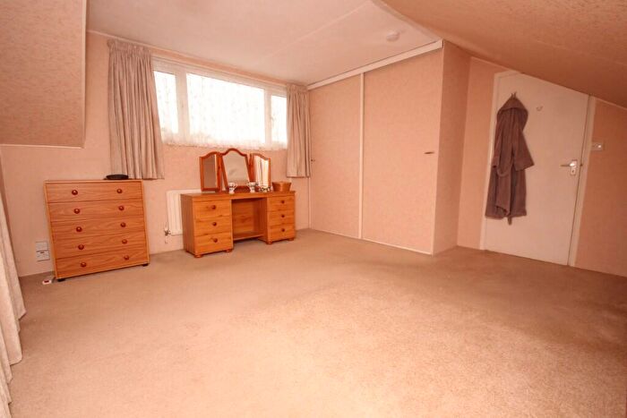 2 Bedroom Semi-Detached Bungalow For Sale In Lullingstone Road, Allington, Maidstone, ME16