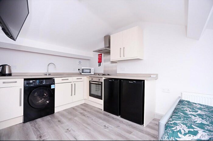Studio To Rent In Pomona Street, Liverpool, Merseyside, L3