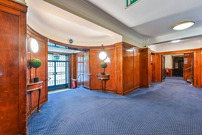 1 Bedroom Flat To Rent In Seymour Street, Marylebone, London, W1H