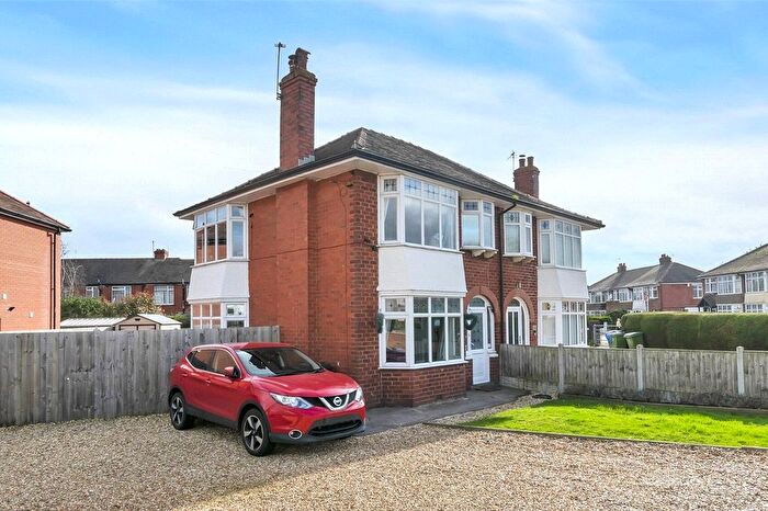 3 Bedroom Semi Detached House For Sale In Whitchurch Road, Harlescott, Shrewsbury, Shropshire, SY1