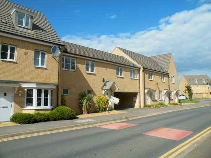 2 Bedroom Coach House To Rent In Apollo Avenue, Peterborough, Cambridgeshire, PE2