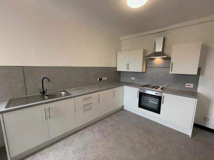 3 Bedroom Flat To Rent In Non-Hmo - A, High Street, Lochee, Dundee, DD2