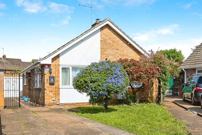 2 Bedroom Detached Bungalow For Sale In Pingle Close, Whittlesey, Peterborough, PE7