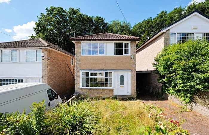 3 Bedroom Detached House For Sale In Vesper Court, Leeds, West Yorkshire, LS5