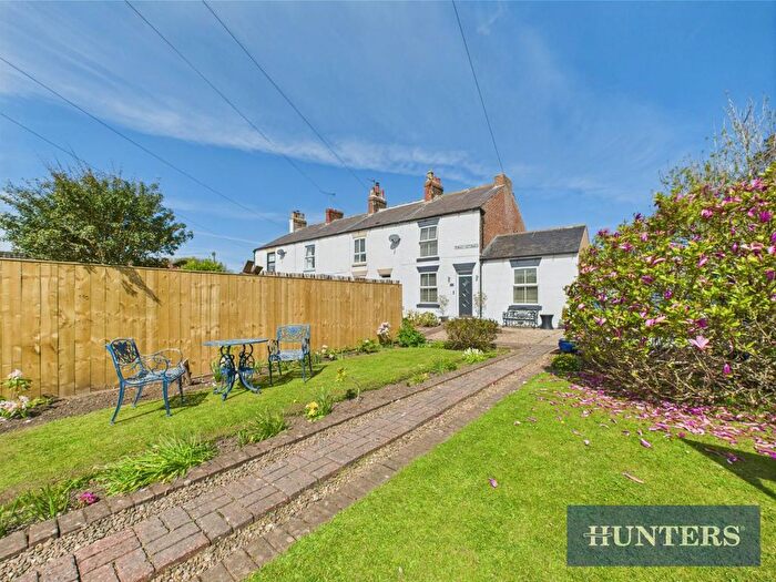 3 Bedroom Cottage For Sale In Finley Cottages, Sewerby, YO15