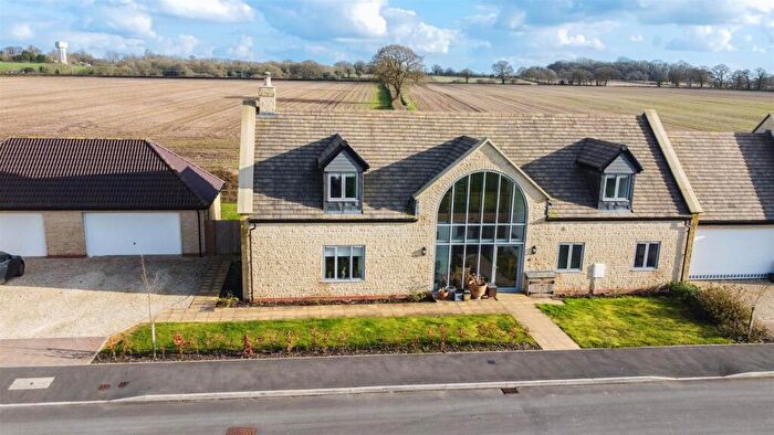 4 Bedroom Detached House For Sale In Southside Close, Corston, SN16