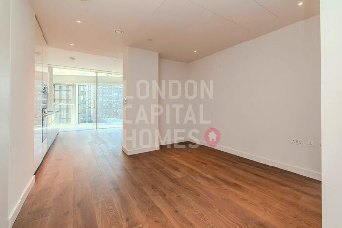 Apartment To Rent In Oakley House Electric Boulevard London, SW11