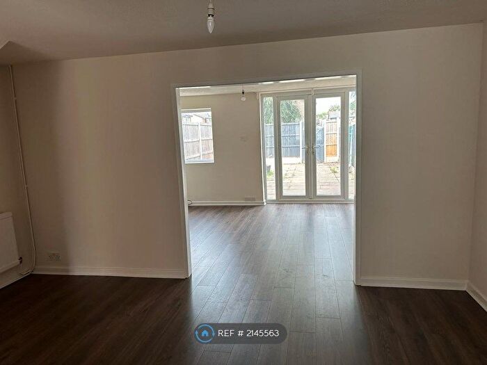 3 Bedroom End Of Terrace House To Rent In Valiant Close, Padgate, Warrington, WA2