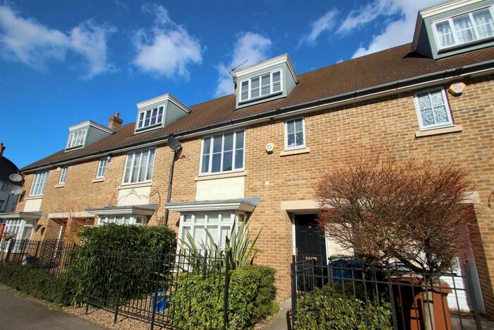 4 Bedroom Terraced House To Rent In Lady Aylesford Avenue, Stanmore, HA7