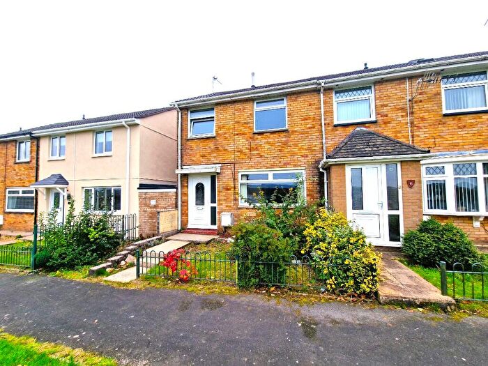 2 Bedroom Terraced House For Sale In Coedcae Walk, Blackwood, Caerphilly (County Of), NP12