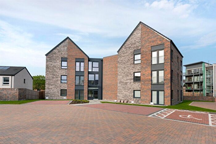 2 Bedroom Flat To Rent In Drip Road, Stirling, FK8