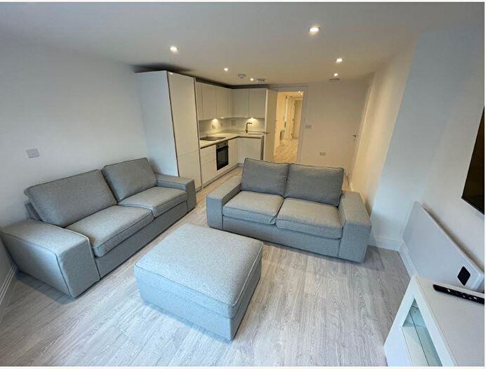 2 Bedroom Apartment To Rent In Kings Walk, City Centre, RG1