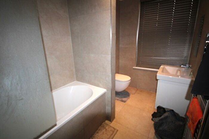 2 Bedroom Flat To Rent In Clifford Street, York, YO1