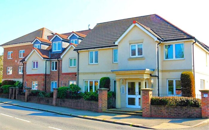1 Bedroom Retirement Property For Sale In Matthews Lodge, Station Road, Addlestone, KT15