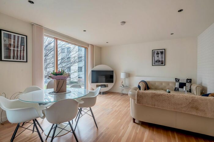 2 Bedroom Flat To Rent In Cordage House, London, E1W