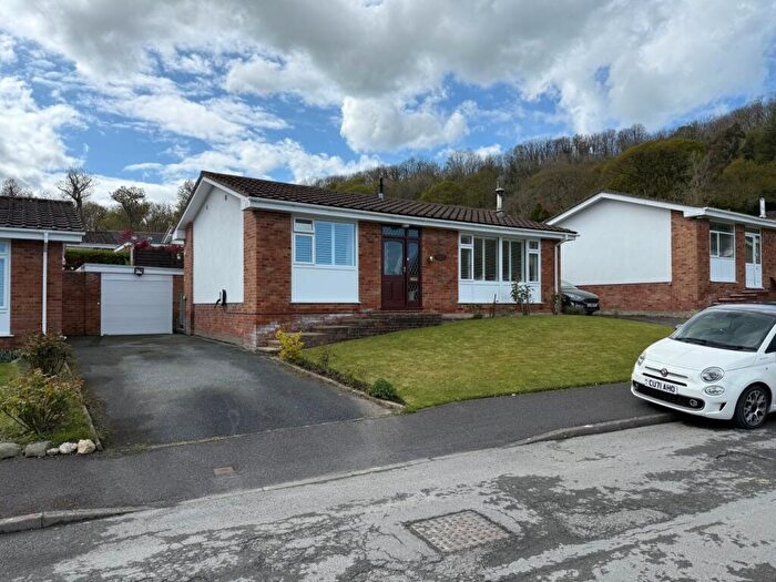 2 Bedroom Bungalow For Sale In Cwmhalen, New Quay, SA45
