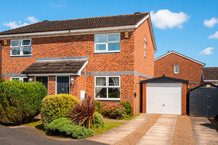 3 Bedroom Semi Detached House For Sale In Hayforth Close, York, YO30