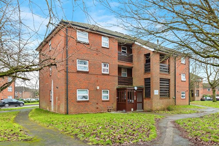 2 Bedroom Flat For Sale In Athelstan Walk South, Welwyn Garden City, AL7