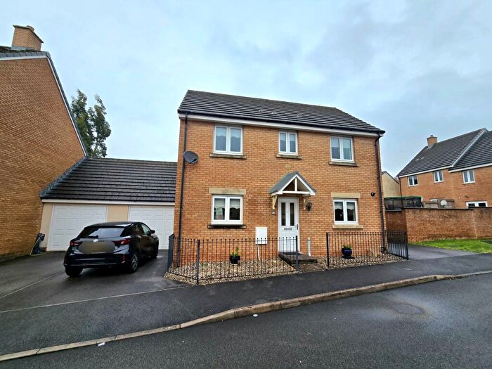 3 Bedroom Detached House For Sale In Coity, Bridgend, CF35