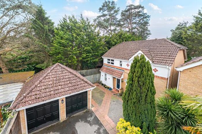 4 Bedroom Detached House For Sale In Heathside Park, Camberley, GU15