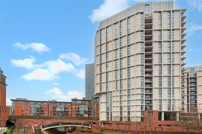 3 Bedroom Flat To Rent In Chester Road, Manchester, M15