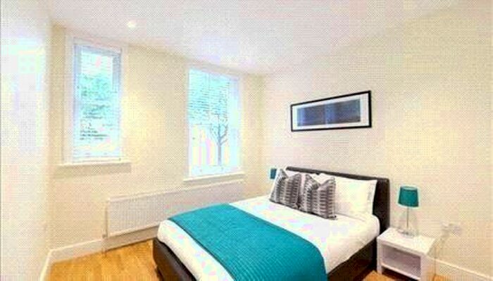 2 Bedroom Maisonette To Rent In Hamlet Gardens, London, W6