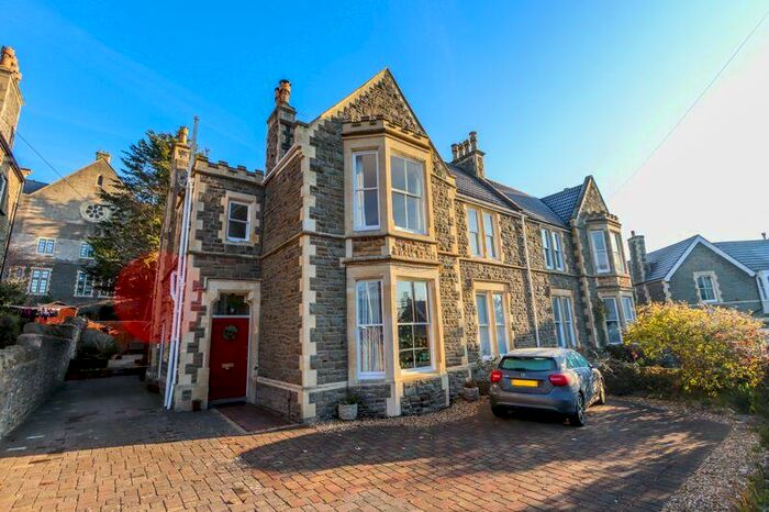 2 Bedroom Flat To Rent In Madeira Road, Clevedon, BS21