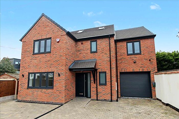 4 Bedroom Detached House To Rent In Devonshire Drive, Eastwood, Nottingham, NG16