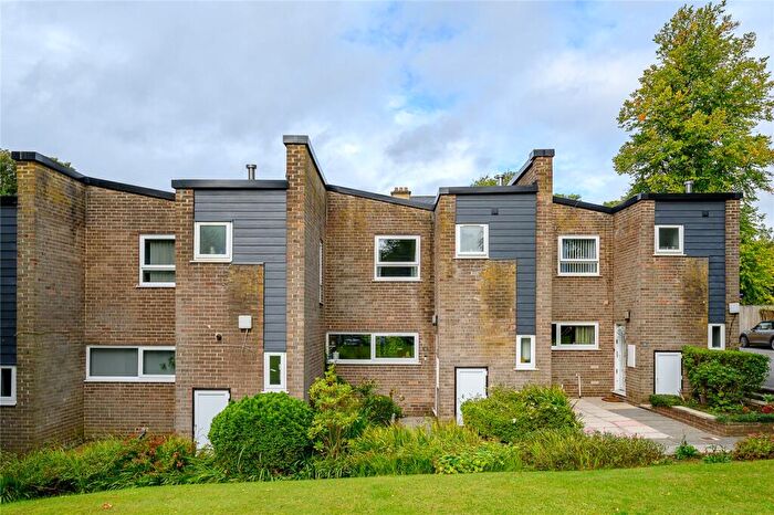 3 Bedroom Terraced House For Sale In Fernwood, Park Villas, Roundhay, Leeds, LS8