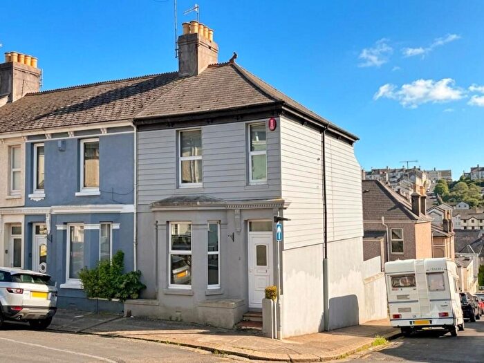 3 Bedroom End Of Terrace House For Sale In York Terrace, Keyham, PL2