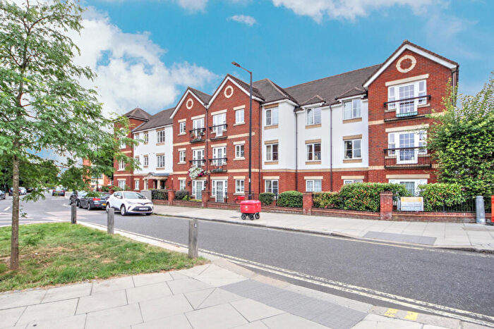 1 Bedroom Retirement Property For Sale In Pegasus Court, Green Lanes, Winchmore Hill, London, N21