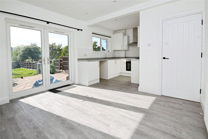 3 Bedroom Semi-Detached House To Rent In Edison Avenue, Hornchurch, RM12