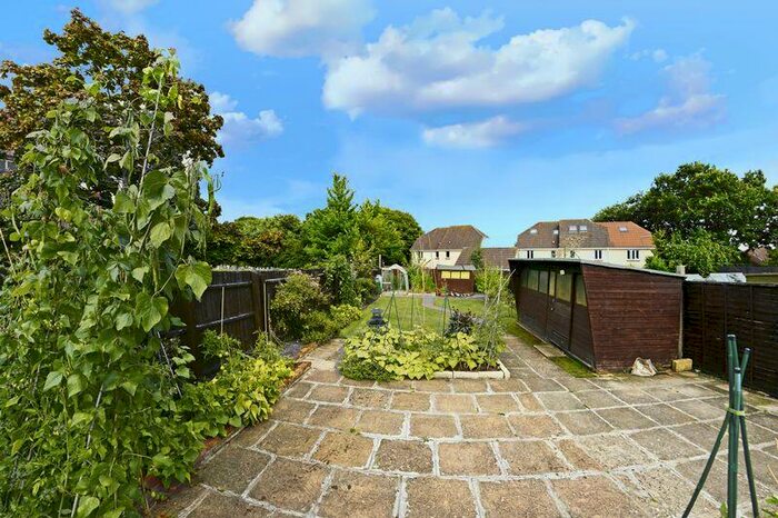 3 Bedroom Bungalow For Sale In Blandford Road, Hamworthy, Poole, BH15