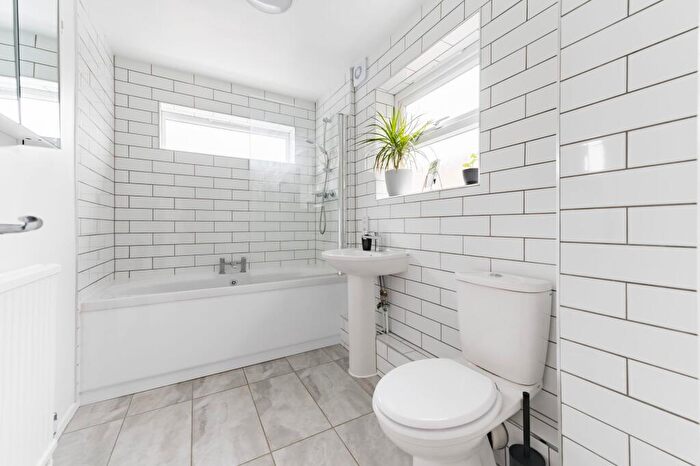 3 Bedroom Terraced House For Sale In Spencer Street, Norwich, NR3