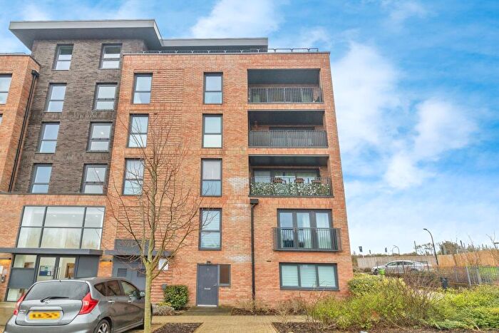 2 Bedroom Flat For Sale In Park Street, Campbell Park, Milton Keynes, Buckinghamshire, MK9