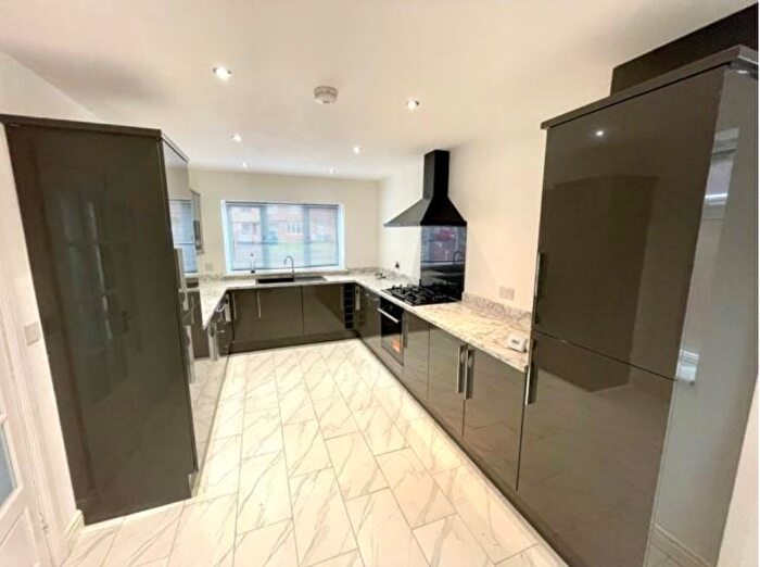 3 Bedroom Property To Rent In Essington Way, Wolverhampton, WV1