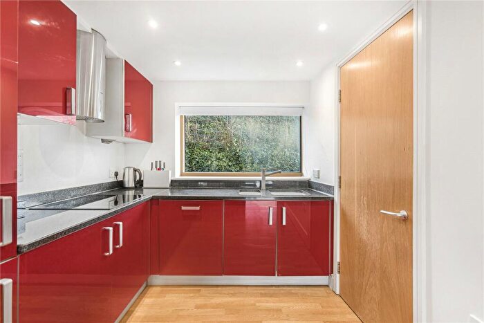 2 Bedroom Apartment To Rent In Contemporary -Bedroom, -Bathroom Apartment In Central Oxford, OX1