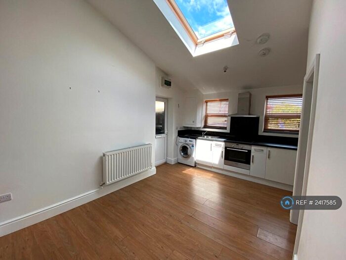 1 Bedroom Maisonette To Rent In Victoria Road, Northwich, CW9