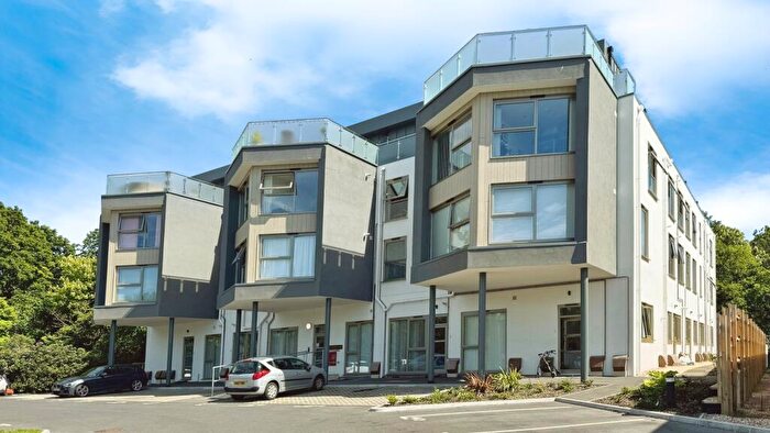 1 Bedroom Flat To Rent In Bowmont Place, BH23