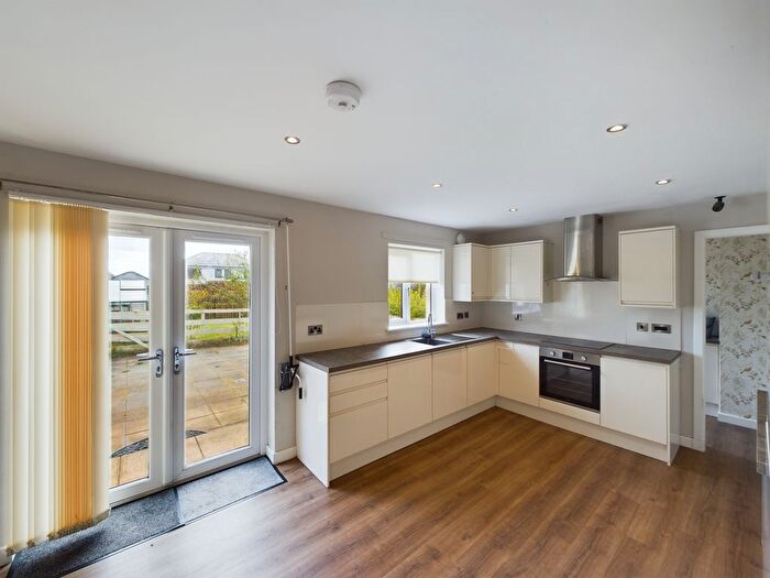 3 Bedroom Bungalow For Sale In Howford, Mauchline, KA5