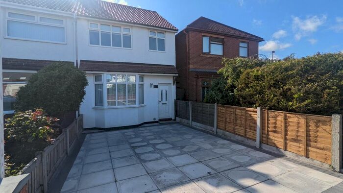 3 Bedroom Property To Rent In Sandbrook Road, Ainsdale, Southport, PR8