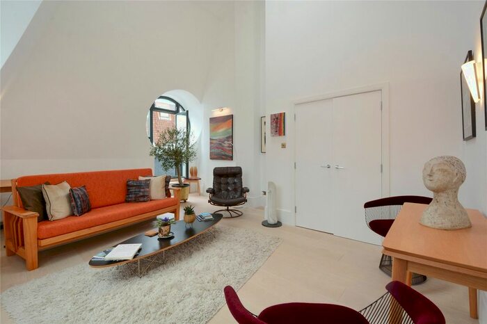 1 Bedroom Flat To Rent In East Block, Forum Magnum Square, SE1